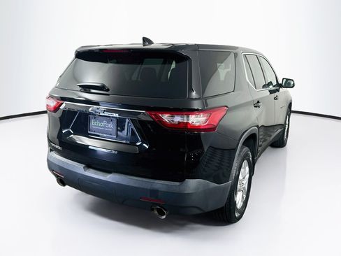 Used 2020 Chevrolet Traverse LS FWD image 9