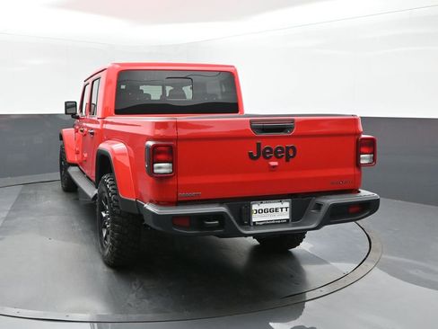 New 2025 Jeep Gladiator Sport image 8