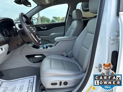 Used 2021 GMC Acadia SLT w/ Preferred Package FWD image 7