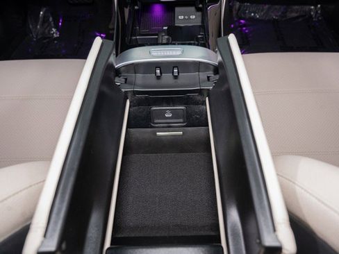 Certified 2025 Mercedes-Benz C 300 Sedan image 21