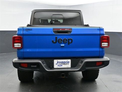 Used 2023 Jeep Gladiator Sport image 13