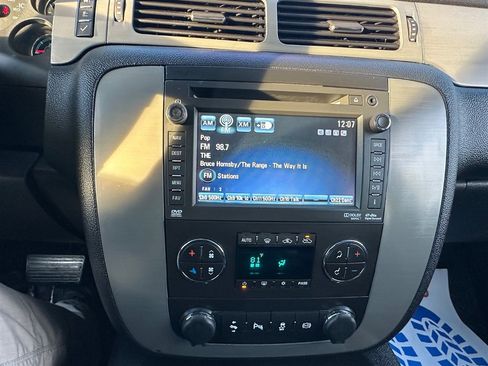 Used 2014 Chevrolet Silverado 2500 LTZ w/ LTZ Plus Package image 44