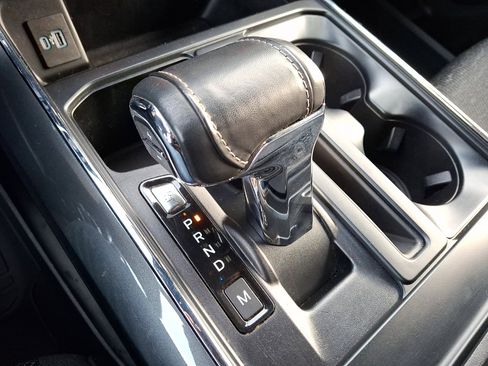 Certified 2022 Ford F150 XLT w/ Equipment Group 302A High image 14