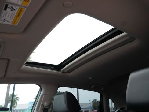 Used 2024 Honda HR-V EX-L image 8