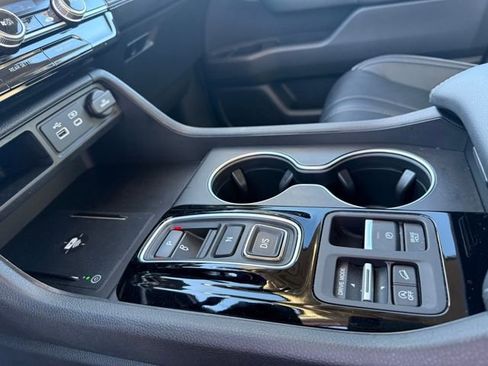 Used 2023 Honda Pilot Elite image 24