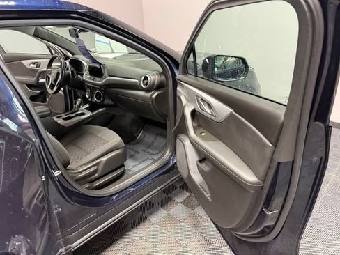 Used 2020 Chevrolet Blazer LT FWD image 23