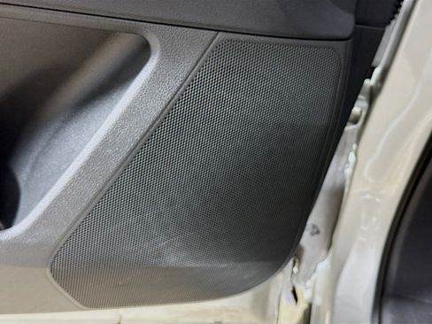 Used 2025 Nissan Pathfinder SV FWD image 21