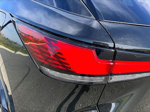 Used 2023 Lexus RX 350 F Sport image 28