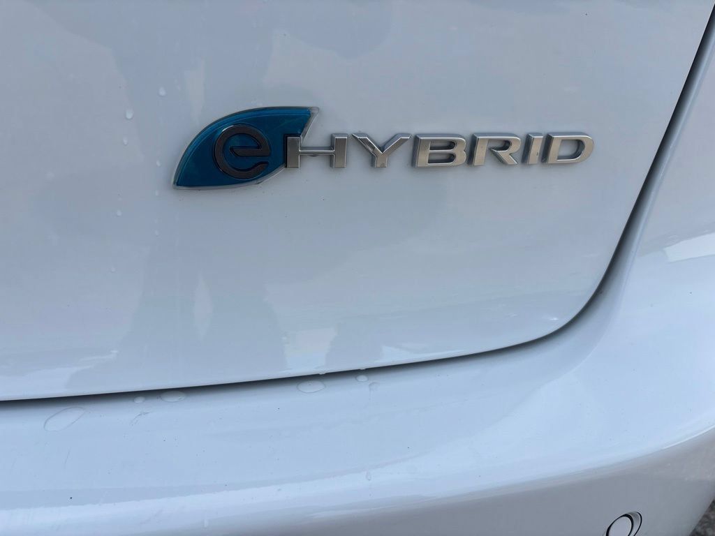 Used 2023 Chrysler Pacifica Pinnacle FWD image 29