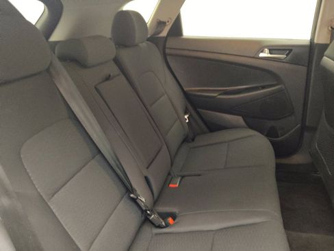 Used 2019 Hyundai Tucson Value AWD/4WD image 19