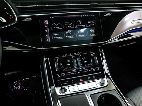 Used 2025 Audi Q7 3.0T Premium Plus w/ Premium Plus Package image 21