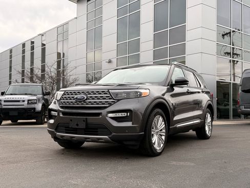 Used 2020 Ford Explorer Limited image 2