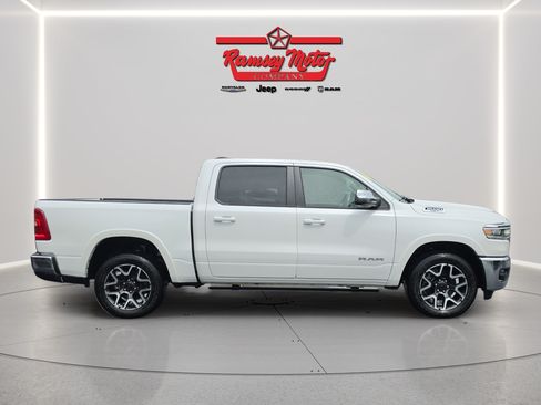 Used 2025 RAM 1500 Laramie AWD/4WD image 6