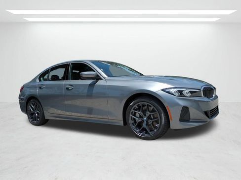 New 2026 BMW 330i Sedan w/ Premium Package RWD image 2