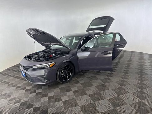 Used 2023 Honda Civic Sport Touring image 13