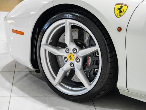 Used 2019 Ferrari 488 GTB image 55
