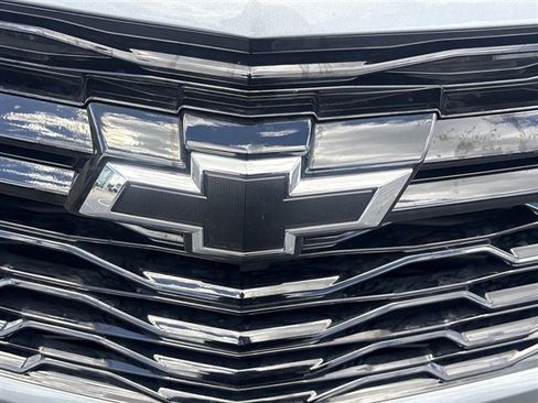 Used 2024 Chevrolet Equinox RS w/ LPO, Floor Liner Package FWD image 29