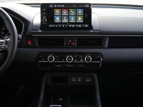 New 2025 Honda Pilot Touring image 28