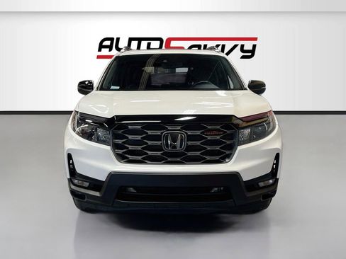 Used 2022 Honda Passport TrailSport image 2