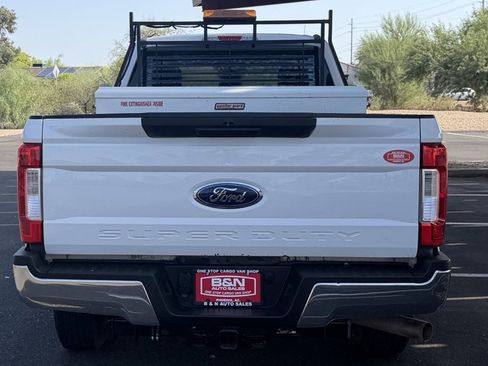 Used 2019 Ford F250 XL w/ Power Equipment Group RWD image 4