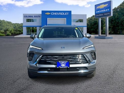 Certified 2025 Buick Envision Preferred image 10