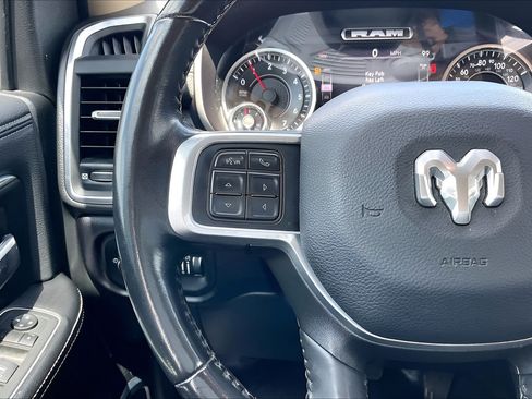Used 2022 RAM 2500 Laramie w/ Protection Group AWD/4WD image 10