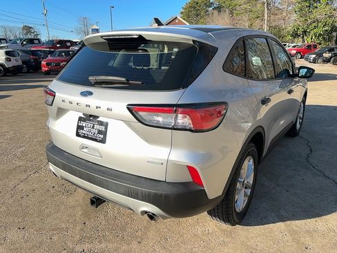 Used 2020 Ford Escape S image 5