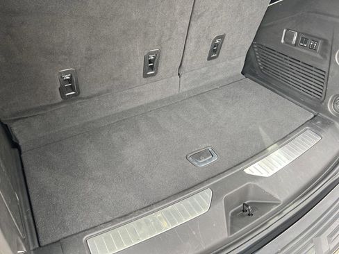 Used 2023 Chevrolet Tahoe Premier AWD/4WD image 49
