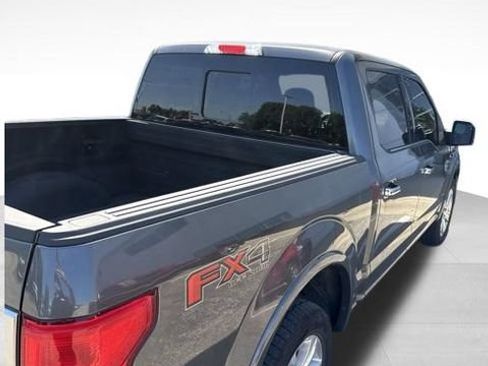 Used 2018 Ford F150 Platinum w/ Equipment Group 701A Luxury AWD/4WD image 6