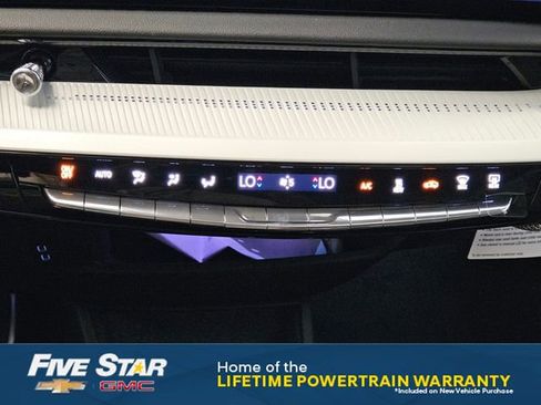 New 2025 Cadillac Optiq Luxury 1 image 26