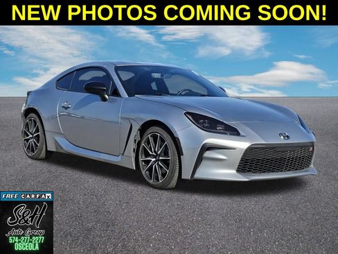 Used 2023 Toyota GR86 w/ ALL Weather Mat Package (TMS) RWD image 1