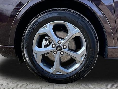 Certified 2023 Ford Escape ST-Line w/ Tech Pack #1 image 9