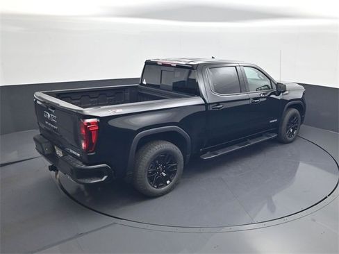 Used 2026 GMC Sierra 1500 Elevation w/ Elevation Premium Package image 17