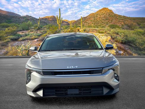 Certified 2025 Kia K4 FWD image 6