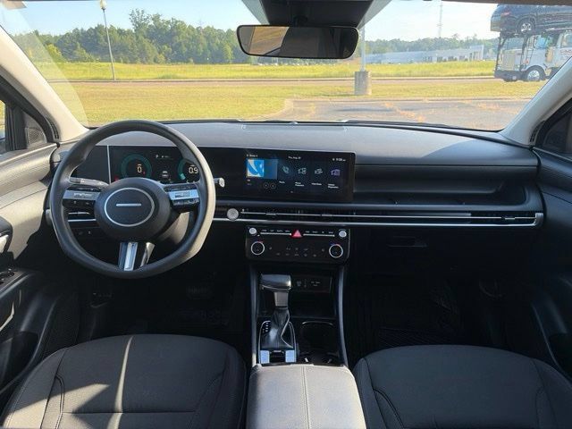 Used 2025 Hyundai Tucson SEL FWD image 7