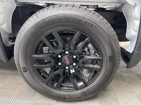 New 2025 GMC Sierra 1500 Pro w/ Graphite Edition image 4