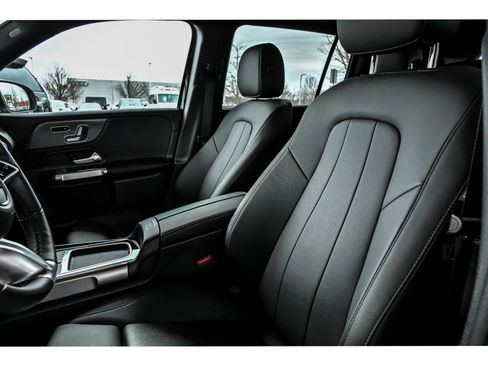 Certified 2025 Mercedes-Benz GLB 250 GLB 250 4MATIC image 12