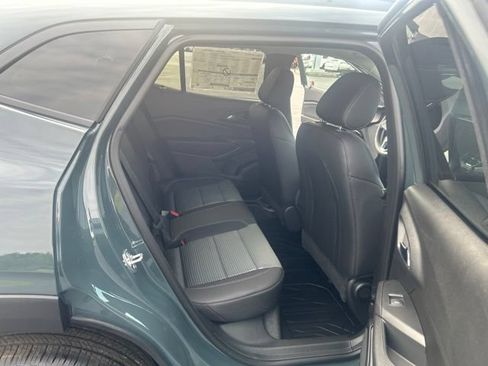 New 2026 Chevrolet Trax LT w/ Driver Confidence Package FWD image 40
