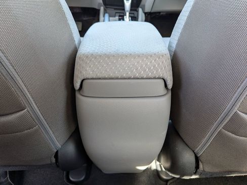 Used 2014 Honda Civic Hybrid image 14