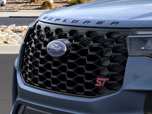 New 2026 Ford Explorer ST image 17
