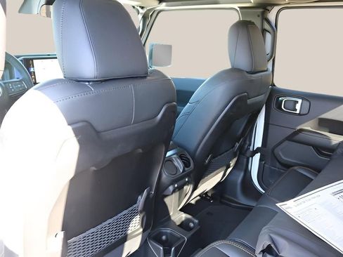 New 2026 Jeep Gladiator Sport image 14