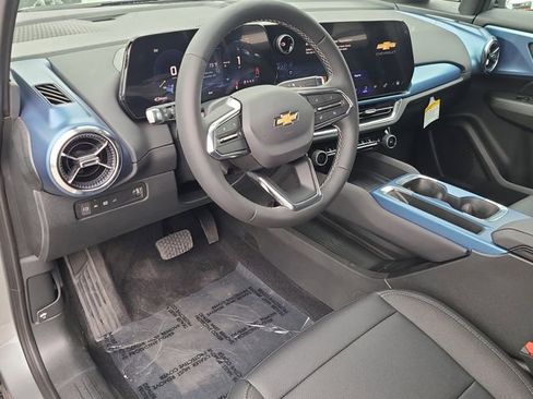 New 2026 Chevrolet Equinox EV LT image 22