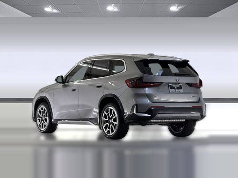 Used 2026 BMW X1 xDrive28i w/ Convenience Package AWD/4WD image 3