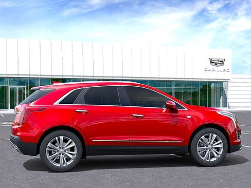 New 2026 Cadillac XT5 Premium Luxury w/ Driver Assist Package FWD image 5