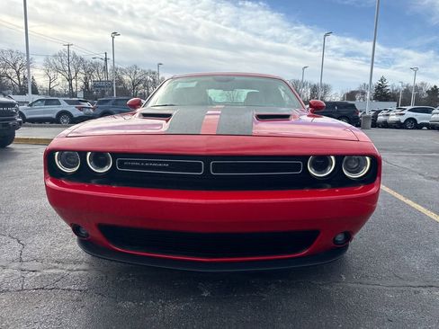 Used 2015 Dodge Challenger SXT Plus w/ Sound Group II image 3