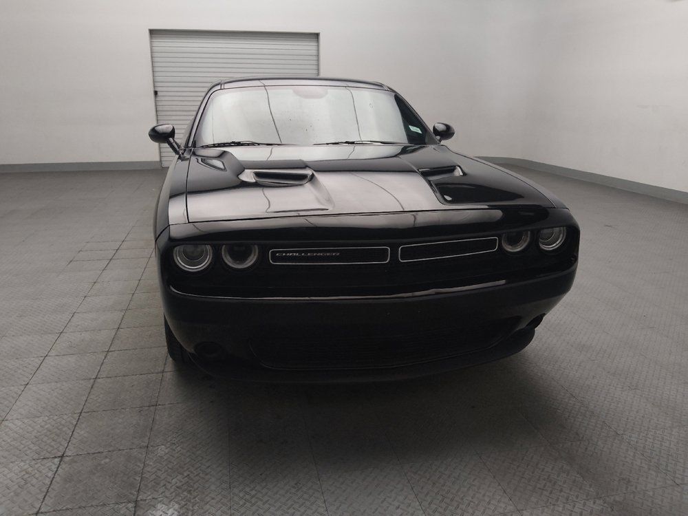 Used 2019 Dodge Challenger SXT RWD image 14