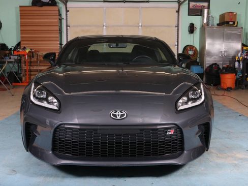 Used 2022 Toyota GR86 Premium image 11