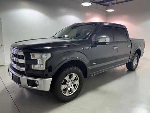 Used 2015 Ford F150 Lariat w/ Equipment Group 502A Luxury image 3