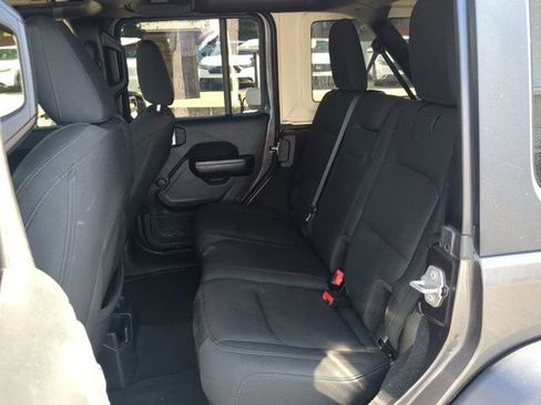 Used 2021 Jeep Wrangler Unlimited Sport image 16
