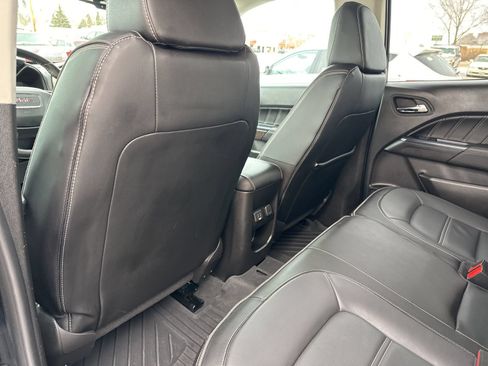 Used 2022 GMC Canyon Denali AWD/4WD image 25